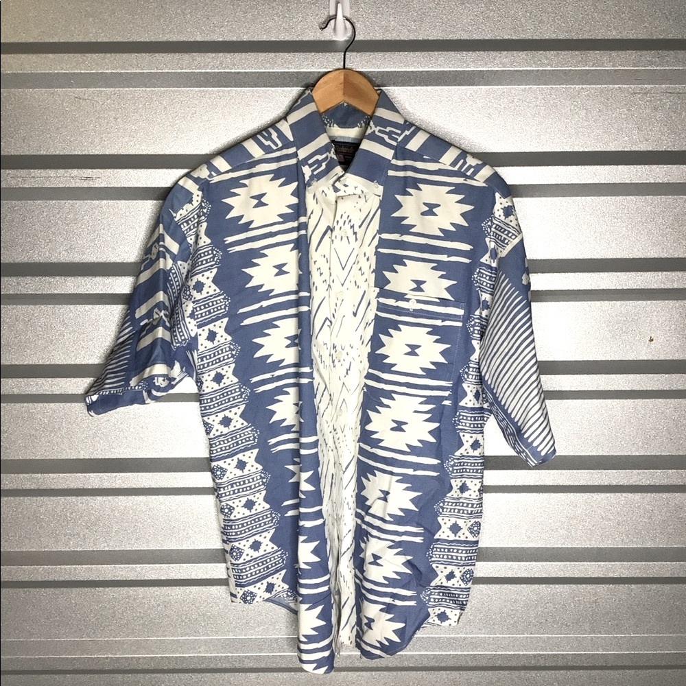 Vintage Blue and White Patterned Casual Button Down Shirt
